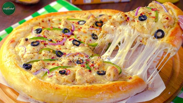 Malai Chicken Pizza
